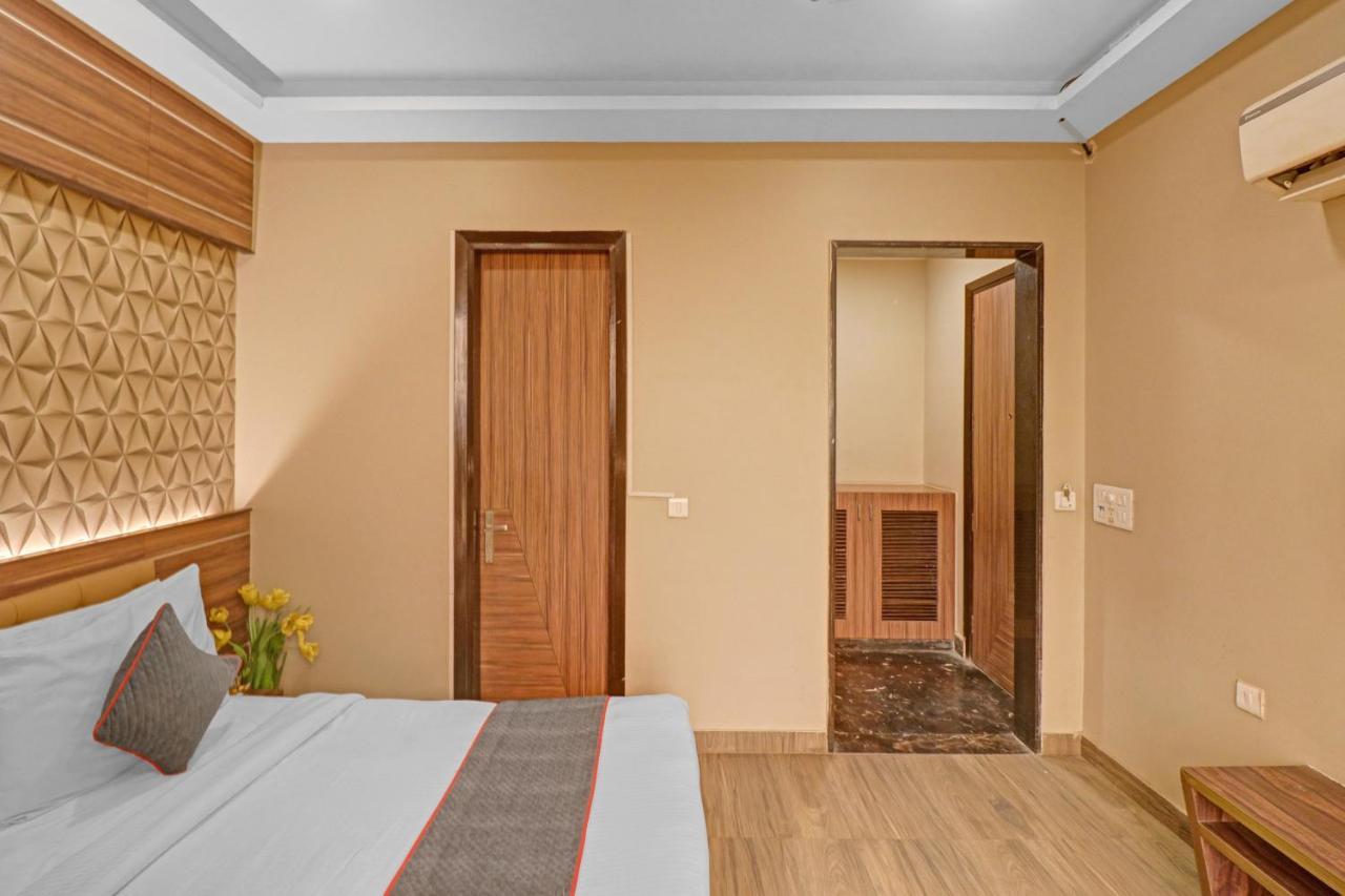 Отель Townhouse 450 Dwarka Дели Экстерьер фото